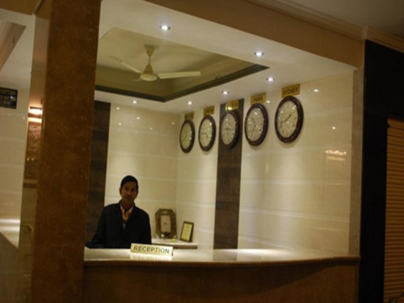 Amanda Crown Jaipur Hotel Kukas Exterior photo