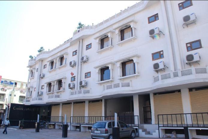 Amanda Crown Jaipur Hotel Kukas Exterior photo